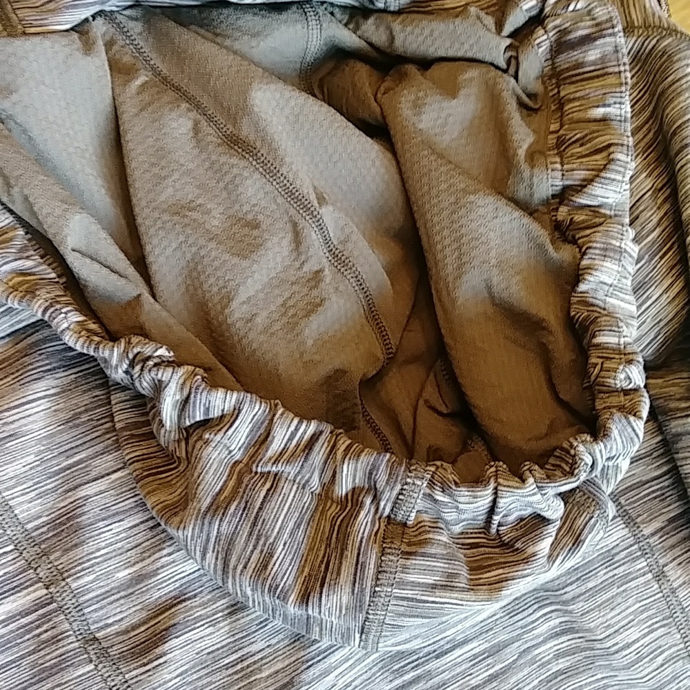 Lululemon Define track run Zip up hooded jacket sz 2 - Picture 14 of 16